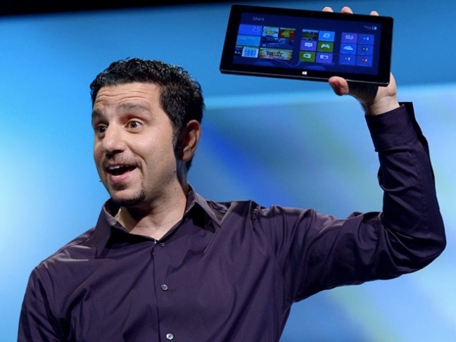 15-10/26/panos_panay_promotion