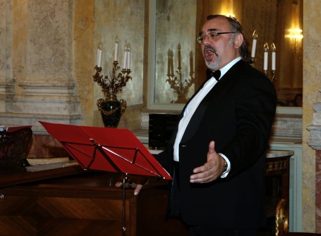 15-10/27/aa_picture_20151026_6623142_high