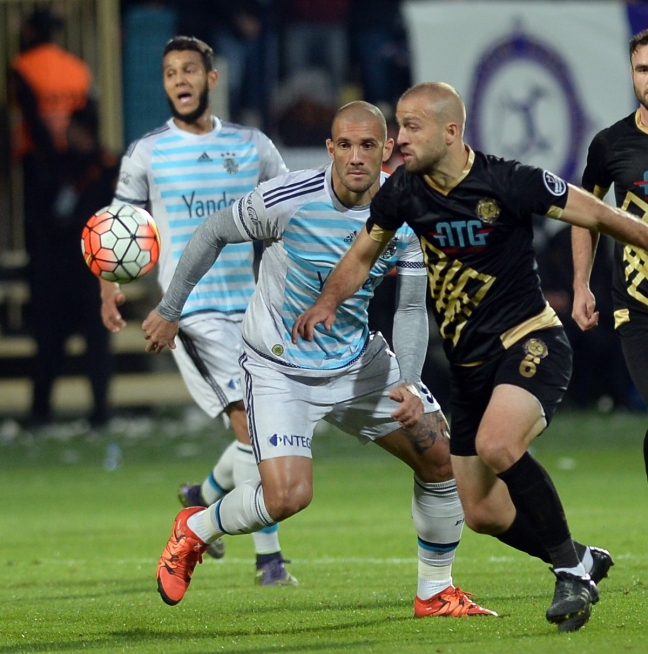 15-10/29/aa_picture_20151029_6662088_high