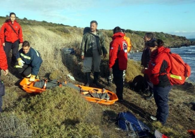 15-10/30/egede-yine-tekne-faciasi-12si-cocuk-19-olu_2110_dhaphoto1