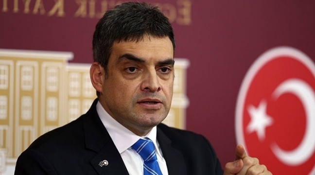 15-11/04/chpli-umut-oran-basbakan-30-martti-gormeden-siyasetten-cekilebilir_1027452_720_400