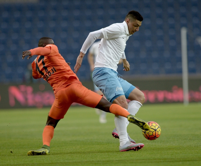 15-11/07/aa_picture_20151107_6738601_high