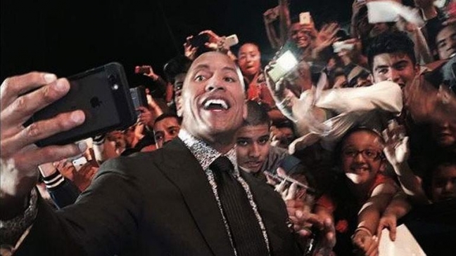 15-11/11/5641a54467b0a9406cf780e3