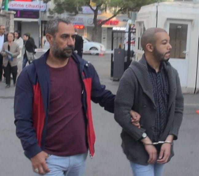 15-11/11/d78605ee68c505fd1a585eda85ca2f82-1