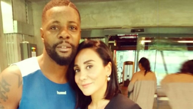 15-11/11/pascal-nouma-ile-fotografini-paylasan-gazeteciyi-7855308_x_4650_o-1