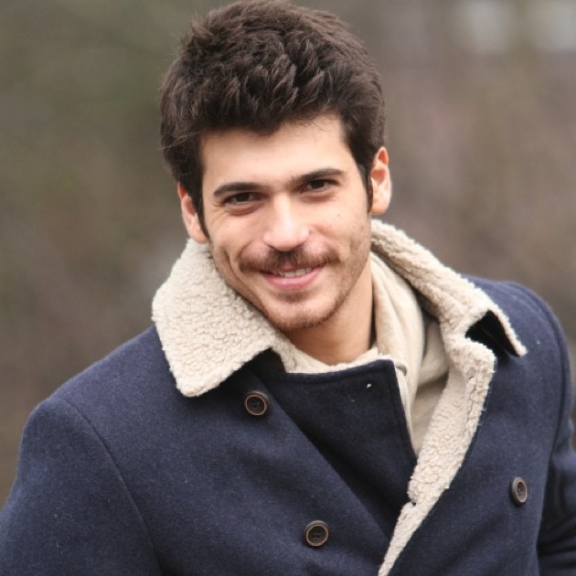 15-11/12/can-yaman-9