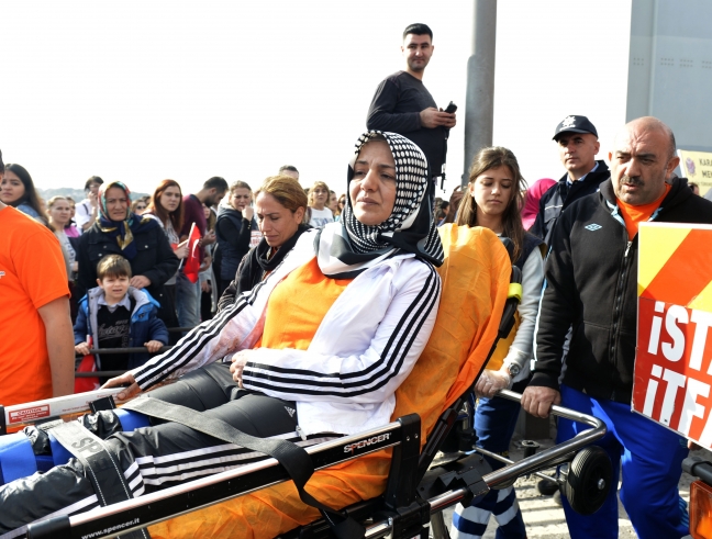 15-11/15/aa_picture_20151115_6805213_high