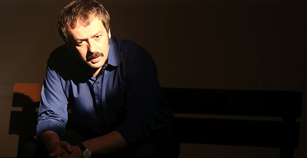 15-11/15/okan-yalabik-anneler-analar