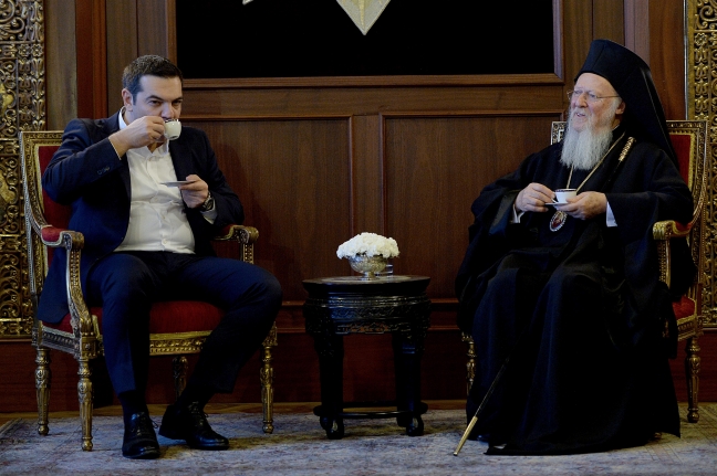 15-11/18/aa_picture_20151118_6830297_high