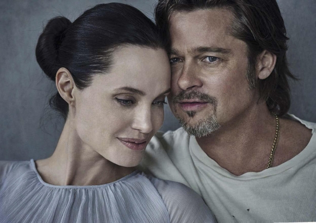15-11/18/vanity-fair-italia-november-2015-angelina-jolie-and-brad-pitt-by-peter-lindbergh-05