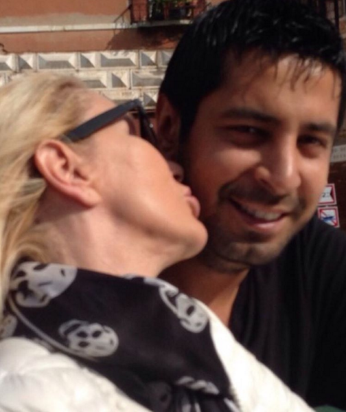 15-11/20/seda-sayan-1448016496