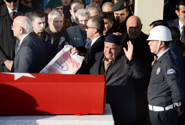 15-11/23/7c2f57657f3904a09b63994caaf8f869-1448291041