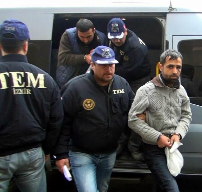 15-11/23/firat-cakiroglu-cinayeti-davasi-basliyor_9283_dhaphoto5