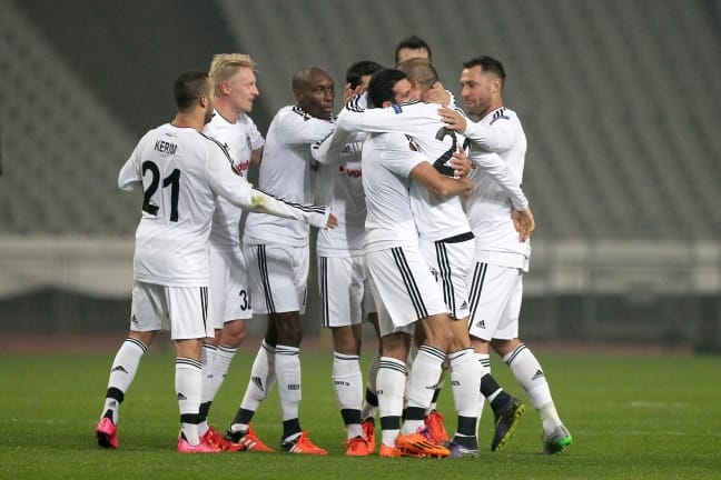 15-11/26/aa_picture_20151126_6908250_high