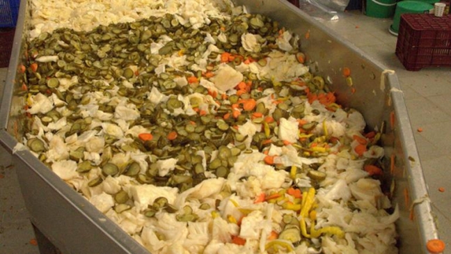 15-12/06/5664060067b0a96390259ca3