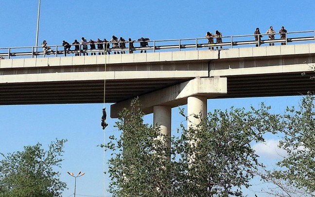 15-12/10/isil_training_brid_3093585k