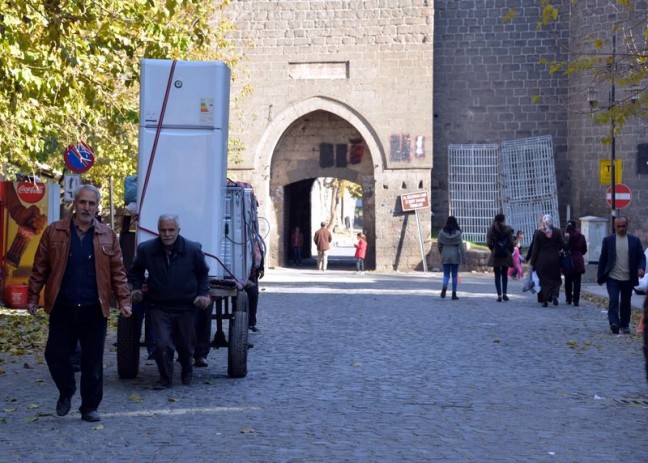 15-12/11/diyarbakri_5477-1449847213