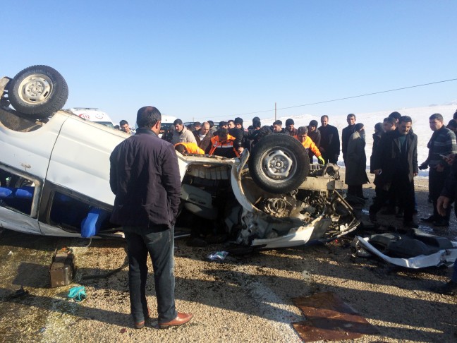 15-12/12/20151212aw602307_01