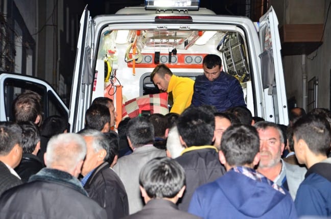 15-12/15/baba-yuregi-sehit-haberine-dayanamadi_1464_dhaphoto5