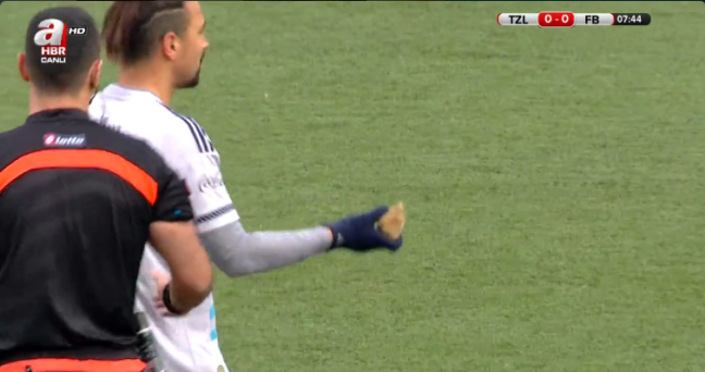 15-12/16/ekran-resmi-2015-12-16-141908