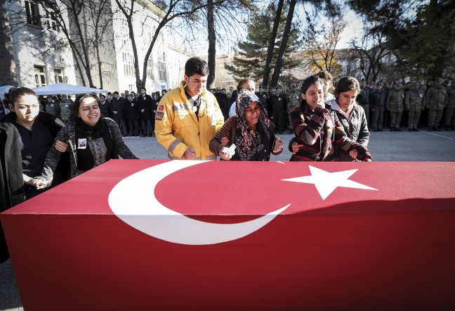 15-12/22/aa_picture_20151222_7112285_high