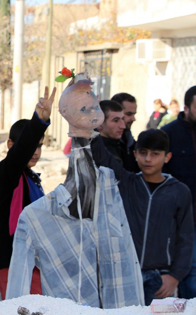 15-12/24/nusaybinde-sokaga-cikma-yasagi-kaldirildi-2-_4698_dhaphoto3