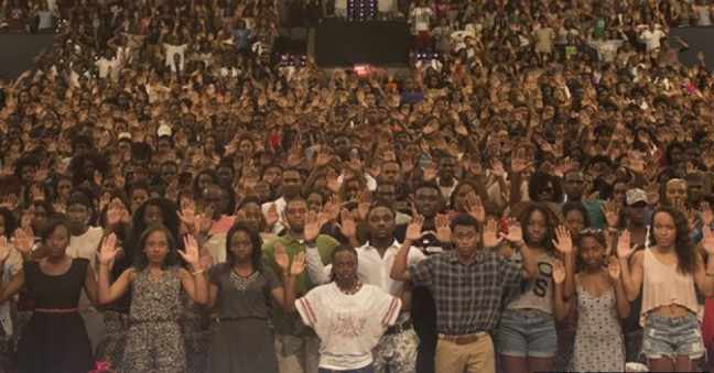 15-12/28/howardsprotest