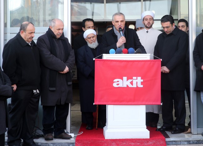 16-01/01/aa_picture_20160101_7194687_high