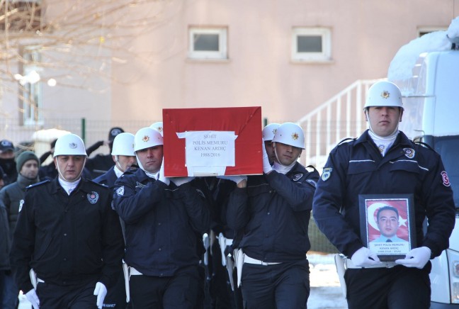 16-01/02/aa_picture_20160102_7198711_high