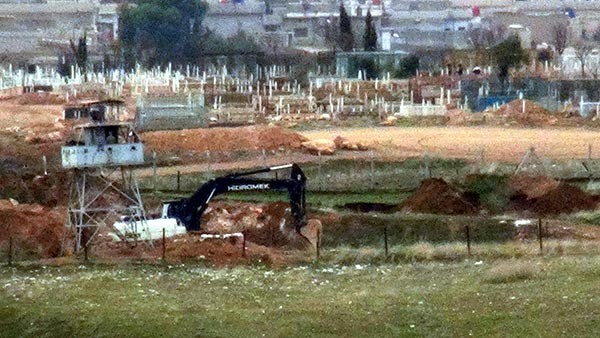 16-01/21/asker-sinira-hendek-kazmaya-basladi-6532593-1