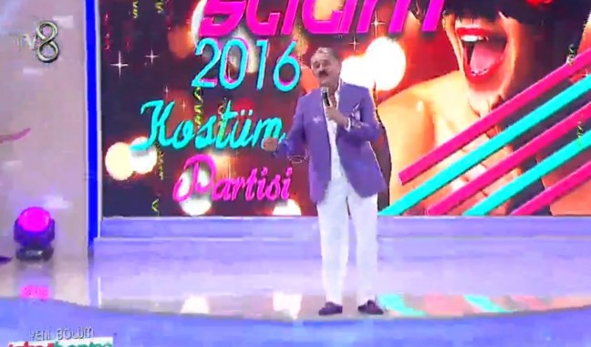 16-01/30/2016-01-30-12_17_14-faik-ozturk-iste-benim-stilim-sahnesinde-acunn