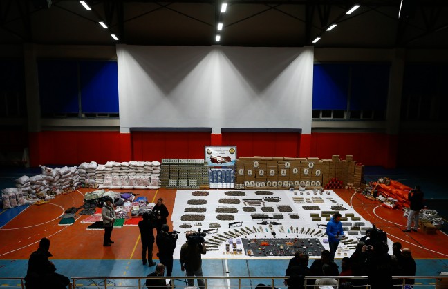 16-01/31/20160131_2_14056893_5068279