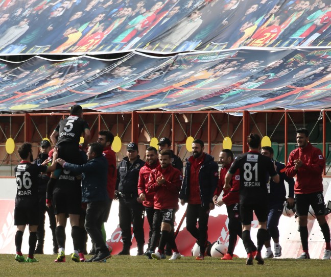 16-02/09/20160209_2_14183279_5298266