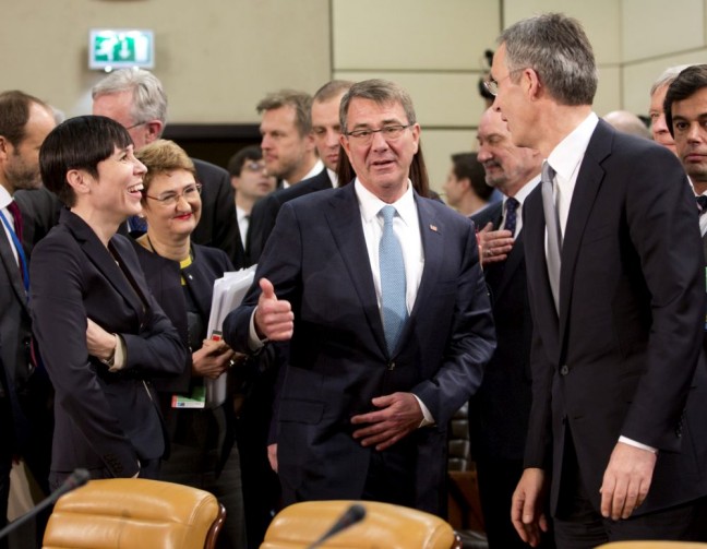 16-02/11/ap_657111443693