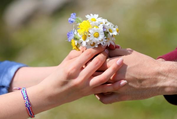 16-02/12/ask-benzerrr