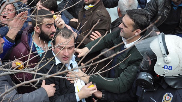 16-02/16/artvin-cerattepe-de-gergin-bekleyis-6626797