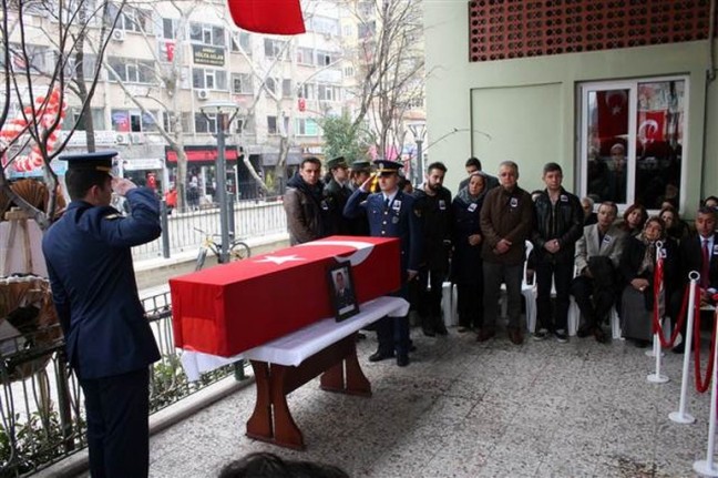 16-02/20/eve-getiirldi