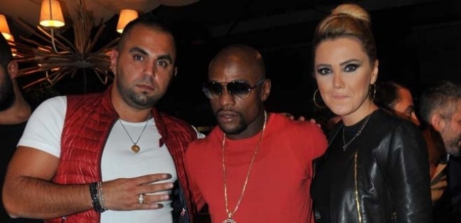 16-02/28/cilgin-boksor-turkiyede_141202971512