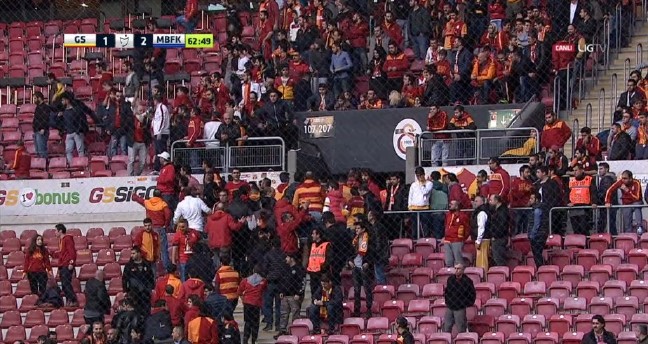 16-03/06/cc3_vxcw4aaop37