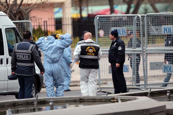 16-03/14/patlama-yeri-4