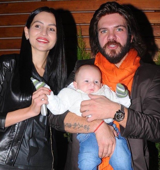 16-03/21/56158111f018fb6340d63e9b