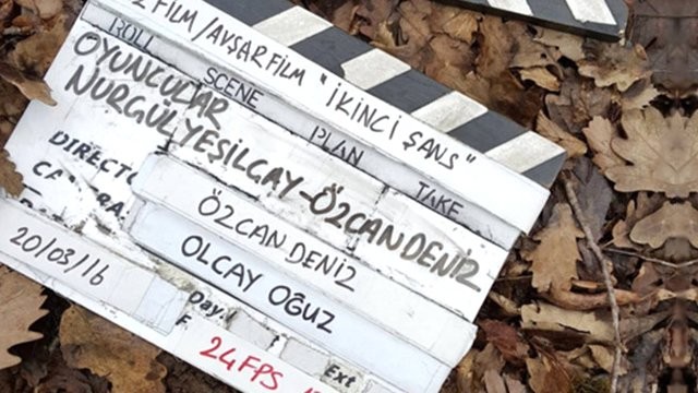 16-03/23/ozcan-deniz-ve-nurgul-yesilcay-film-cekimlerine-8288793_x_2398_o