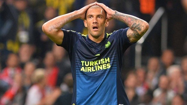 16-03/26/fernandaouzuntuellerbasta_b