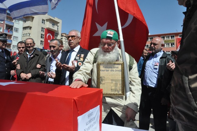 16-04/06/a8551c31a855c3d9d18a2a632237d1b6-1459947432