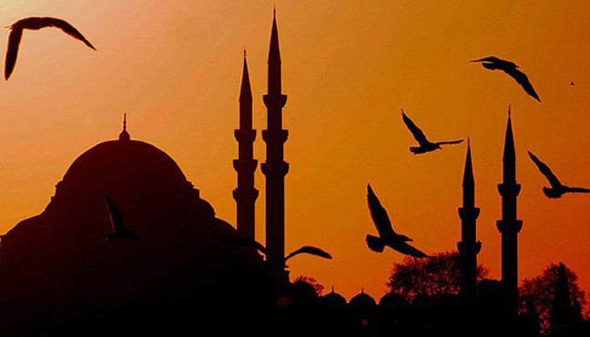 16-04/07/uc-aylar-recep-ayi