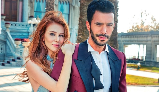 16-04/09/elcin-sangu-ve-baris-arduc-istanbul-life-dergisinde-1