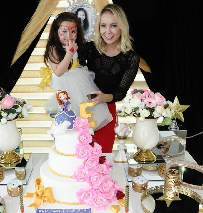 16-04/10/570a0a5a67b0a95434e53852