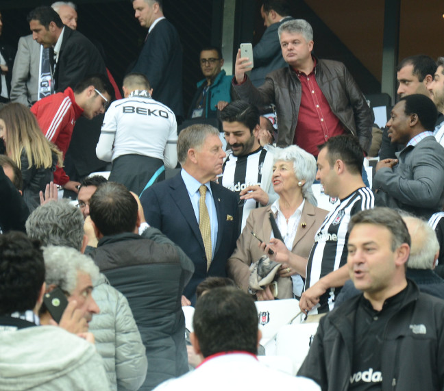 16-04/11/resimid_2718808-1460402679