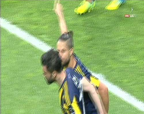 16-04/13/2016-04-13_213902