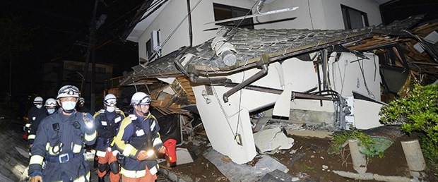 16-04/15/japonyada-6-4-siddetinde-deprem-3-can-aldi-ahy_l6w0ikqc-1ehdieqkq